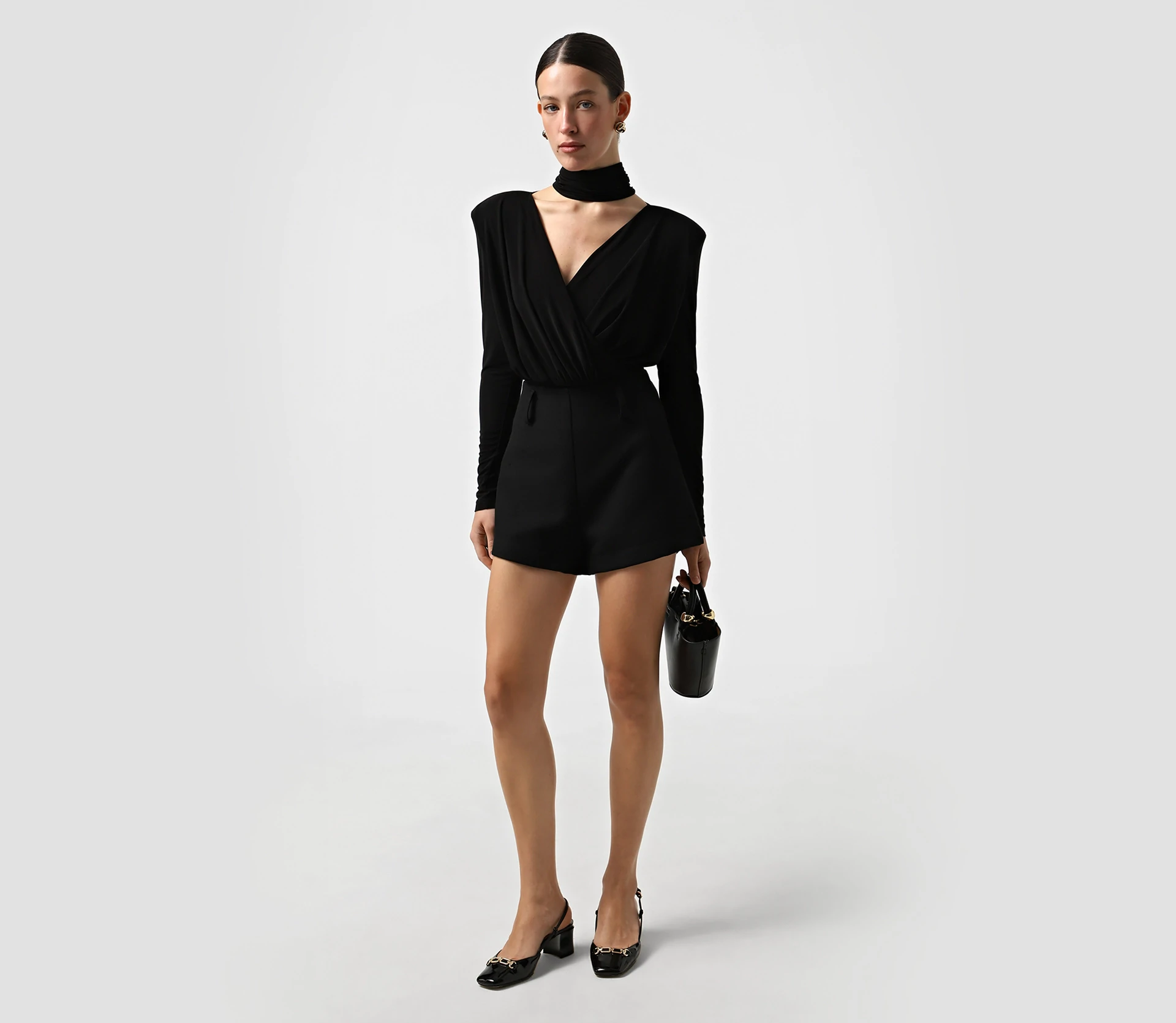 Боді зі шлейфом чорний - фото №11 Боді зі шлейфом чорний фото