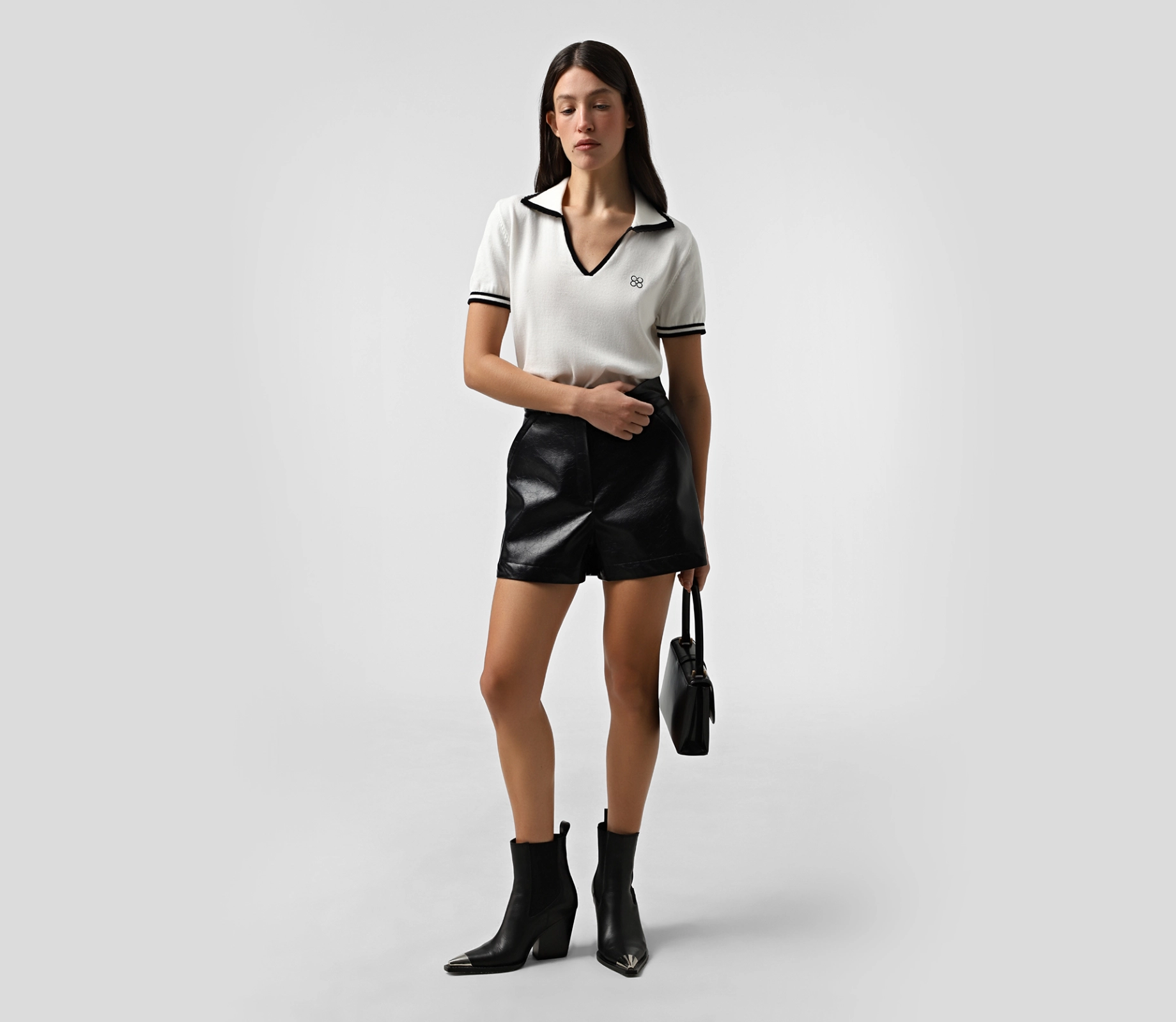 Шорти міні з екошкіри чорний фото