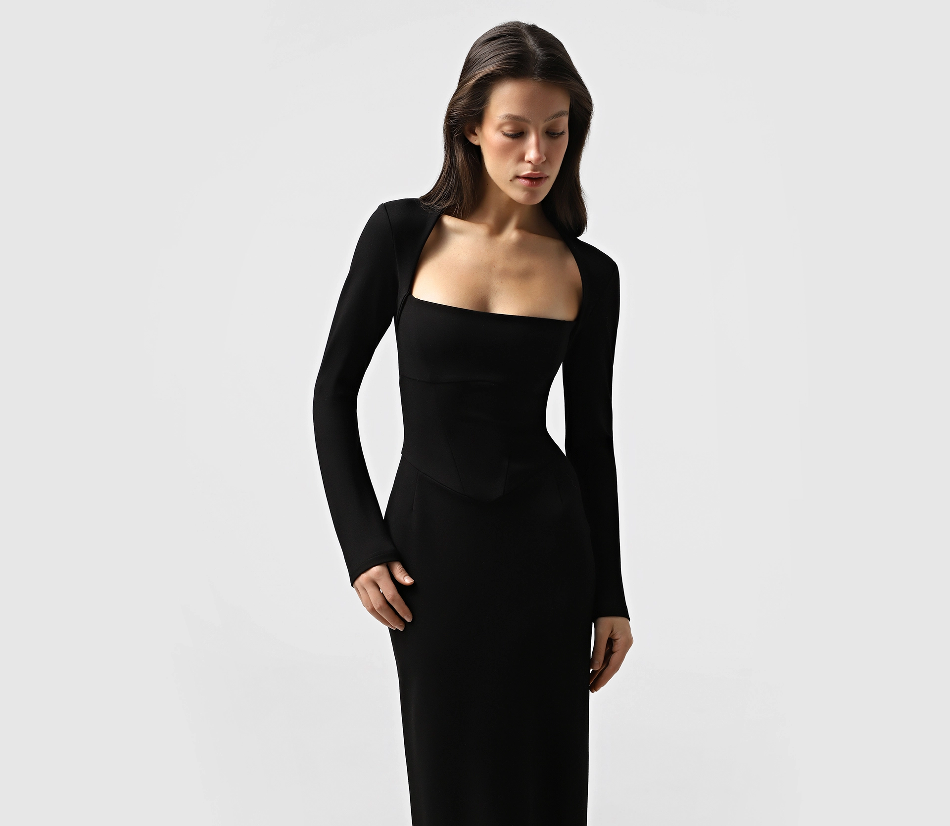 Сукня міді довгий рукав чорний замовити