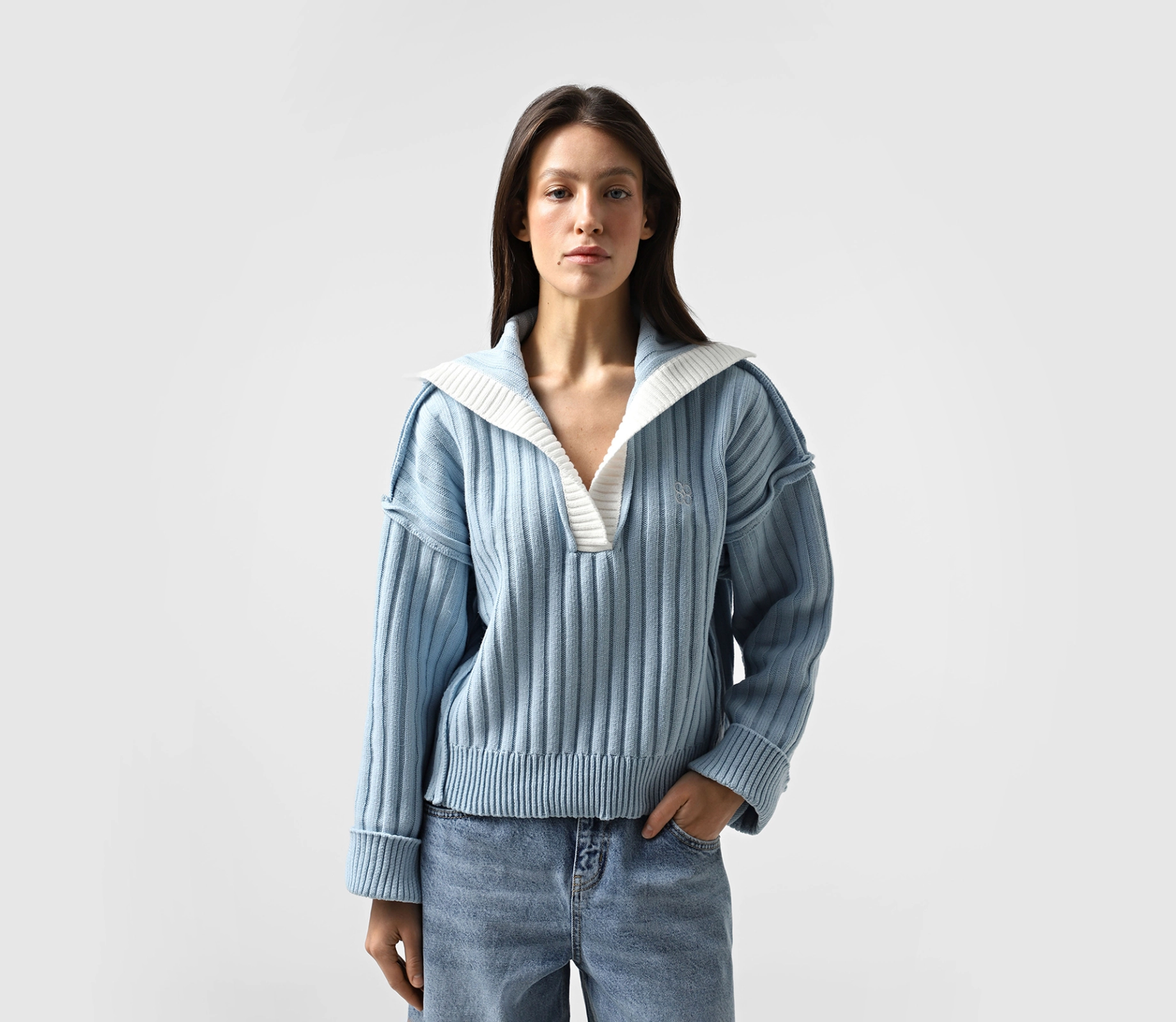 Джемпер с контрастним кантом та лого блакитний в інтернет-магазині