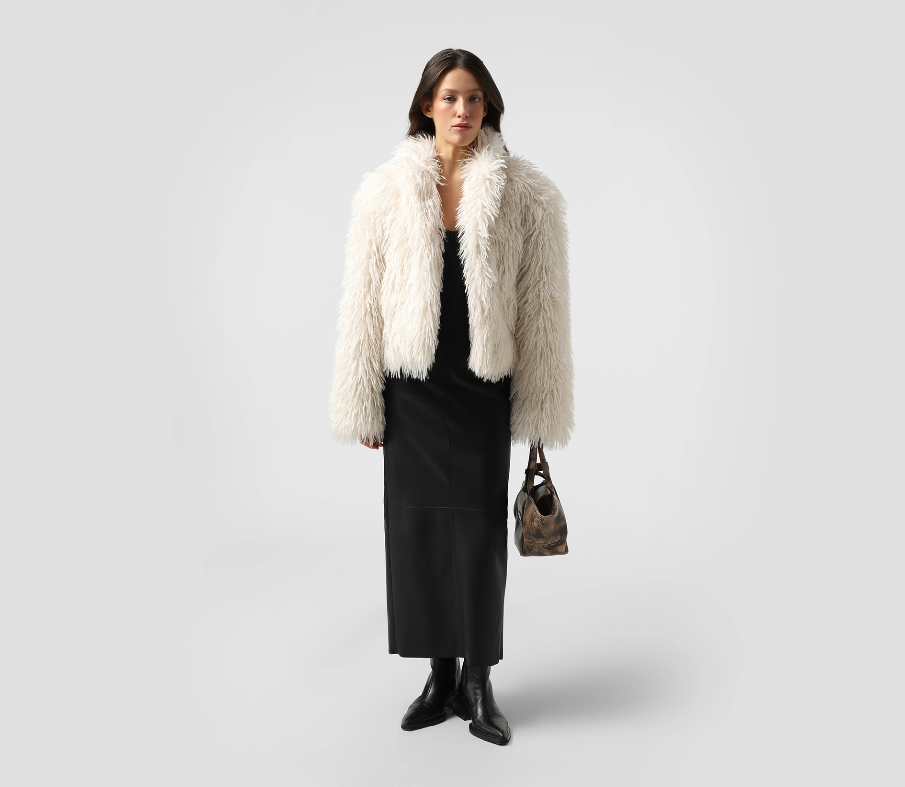 Шуба лама молочний в інтернет-магазині