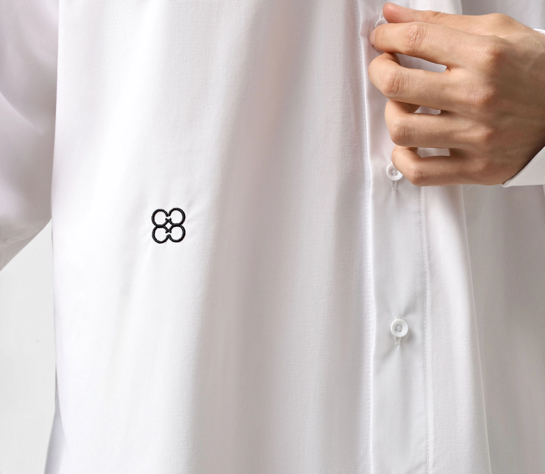 Сорочка чоловіча класична з лого білий в інтернет-магазині