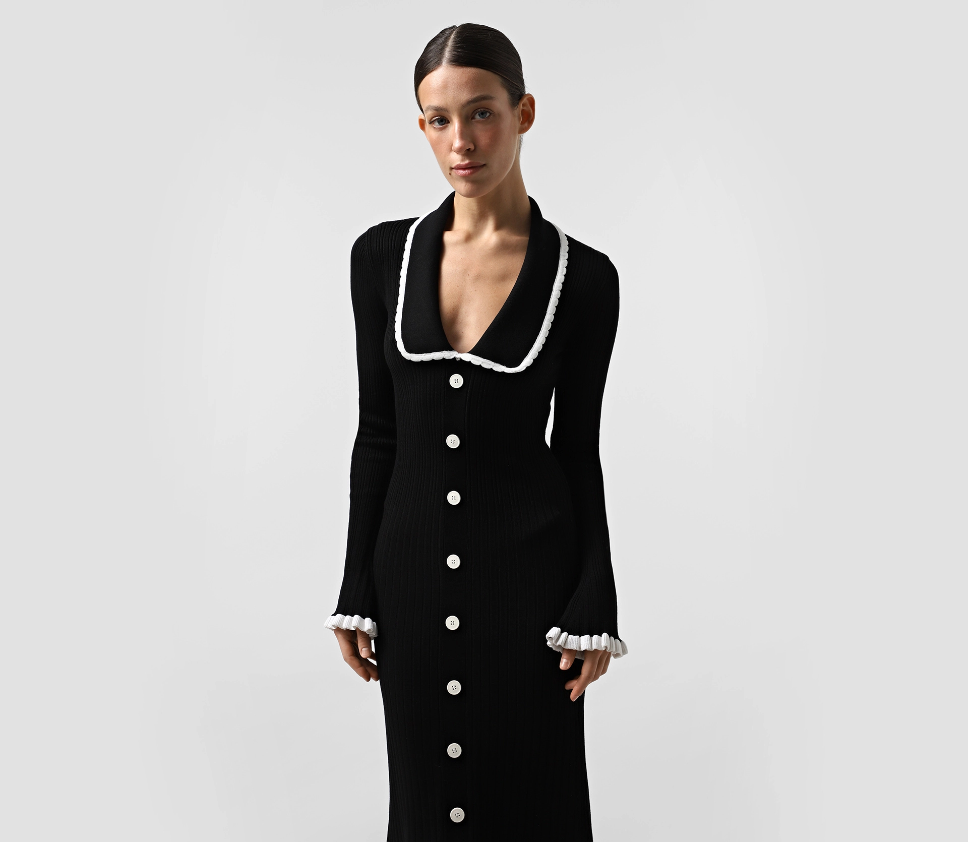 Сукня міді вʼязана з ґудзиками чорний в Україні