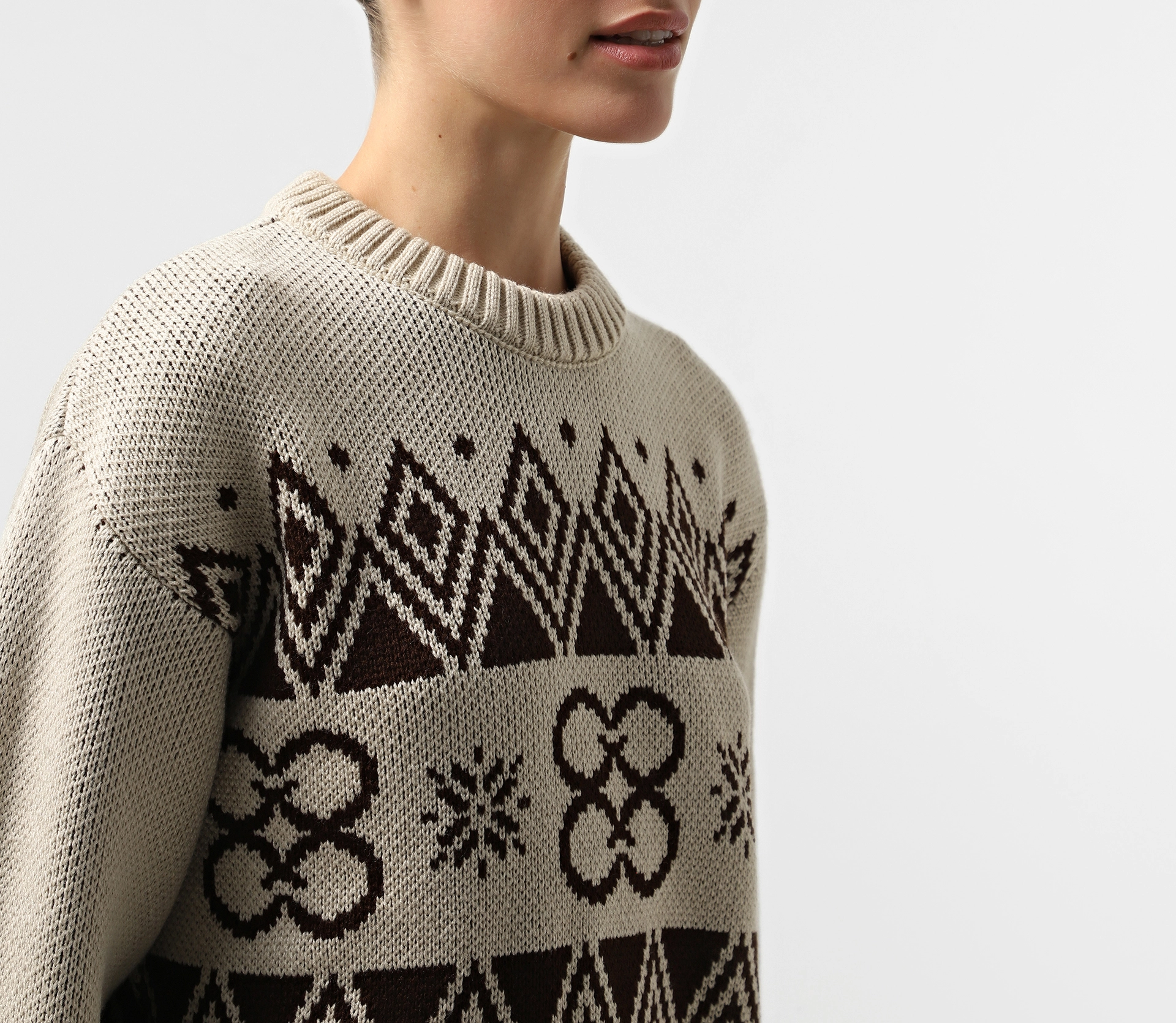 Світшот вʼязаний з орнаментом бежевий в інтернет-магазині