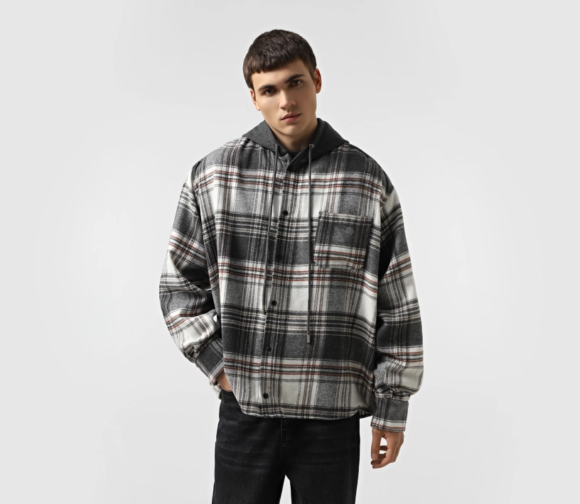 Сорочка чоловіча в клітинку з капюшоном сіро-чорний в Україні