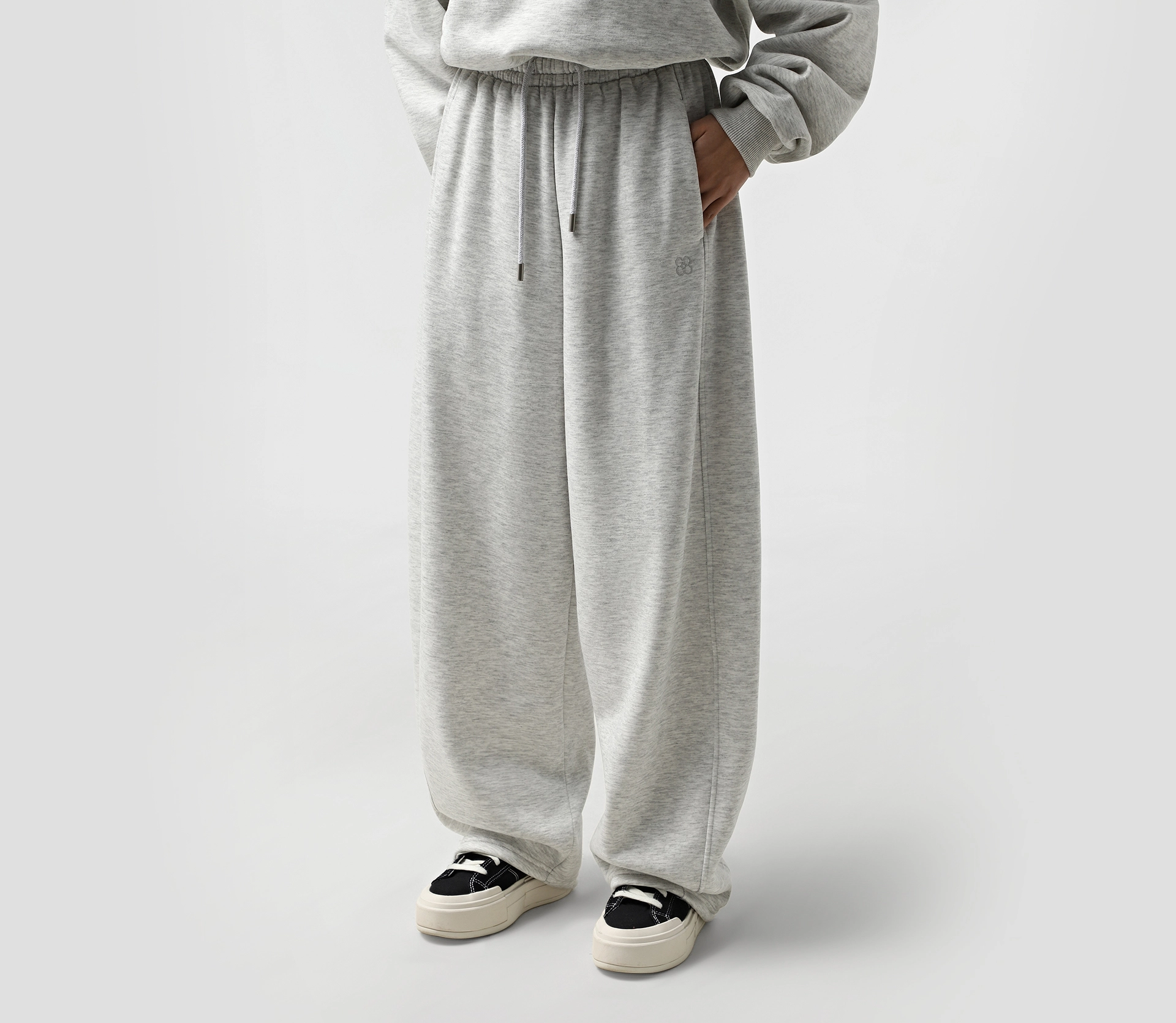 Костюм утеплений з лого світло-сірий меланж в Україні