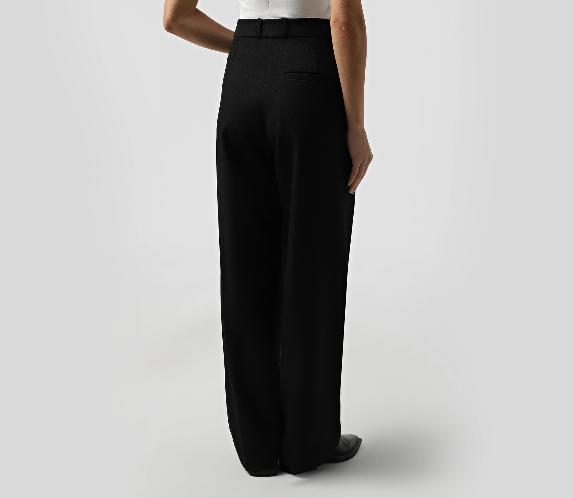 Штани прямі середньої посадки чорний - фото №5 Штани прямі середньої посадки чорний в Україні