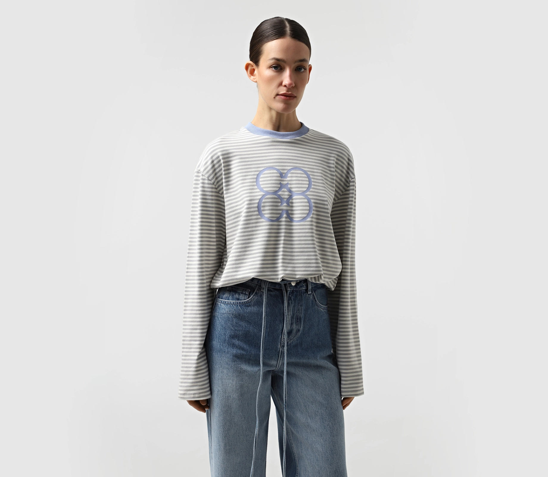 Лонгслів у смужку на кулісці принт лого сірий недорого