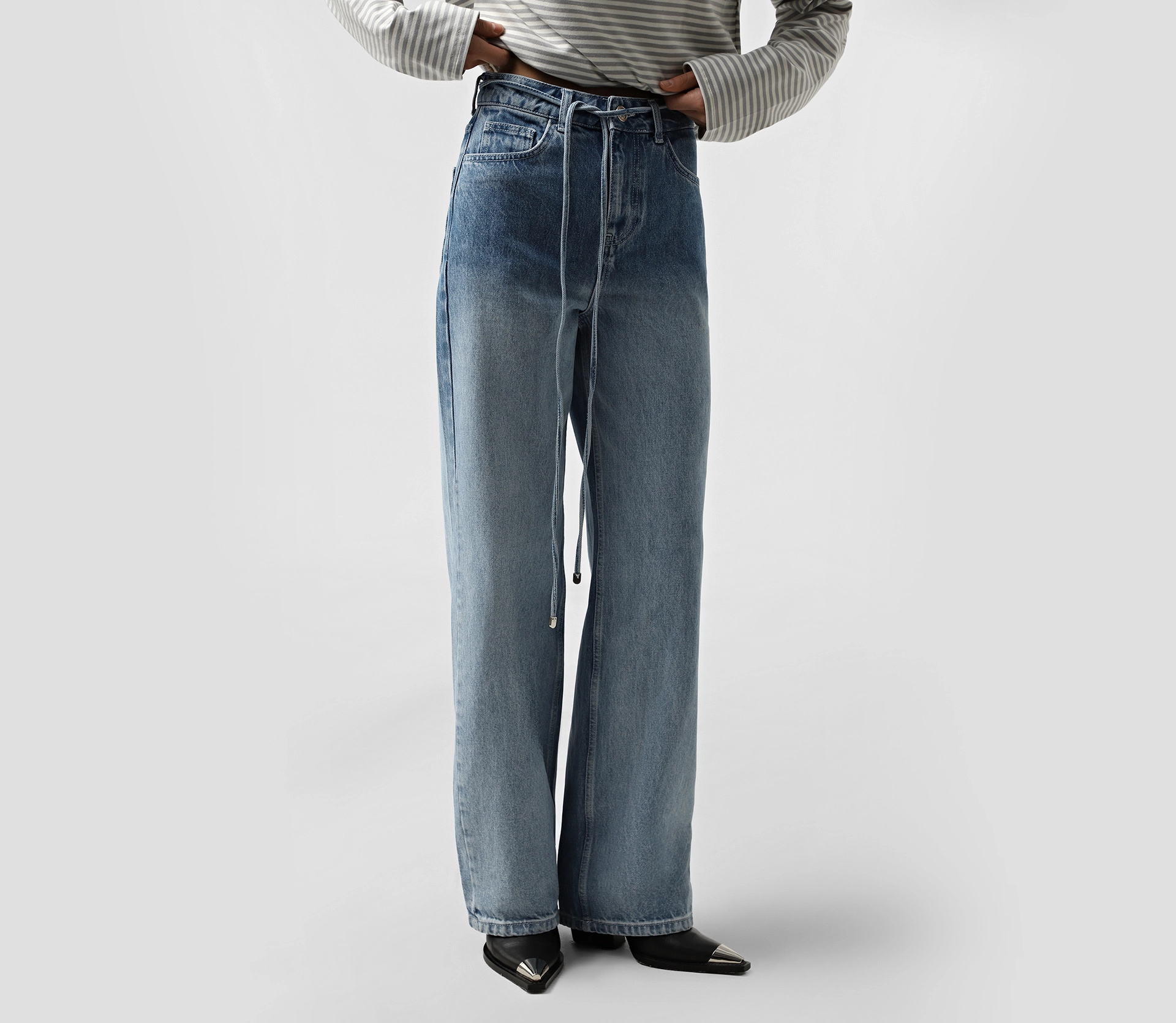 Джинси прямі з градієнтом синій - фото №4 Джинси прямі з градієнтом синій в інтернет-магазині