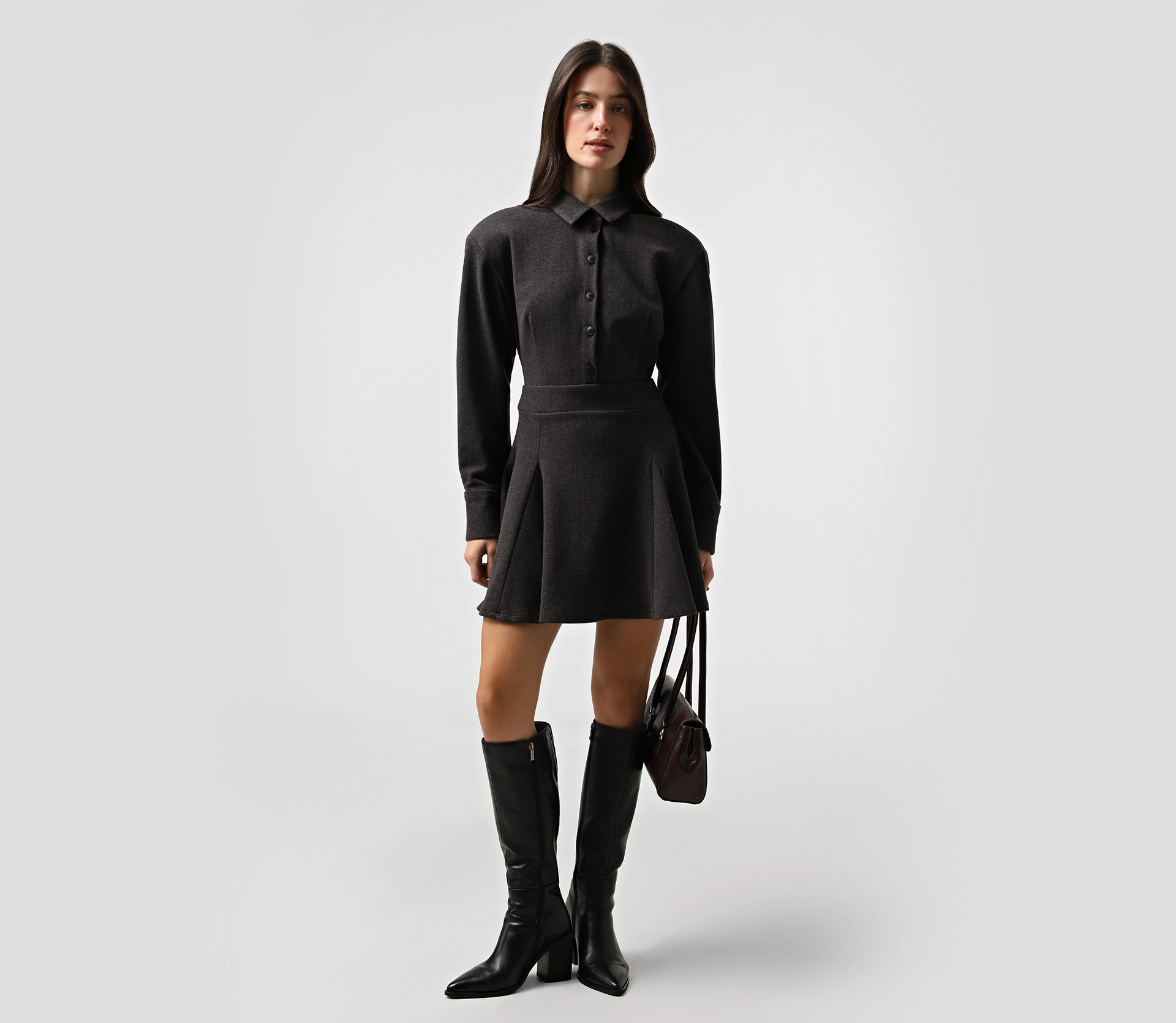 Сукня міні з акцентними плечима сірий ціна