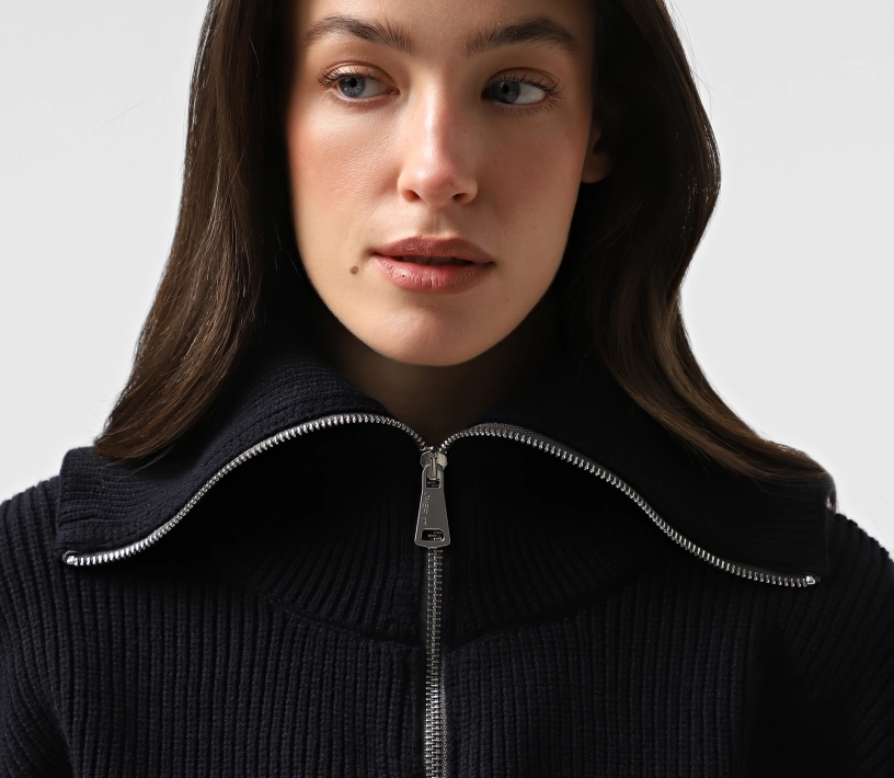 Джемпер кроп комір на блискавці синій знижки