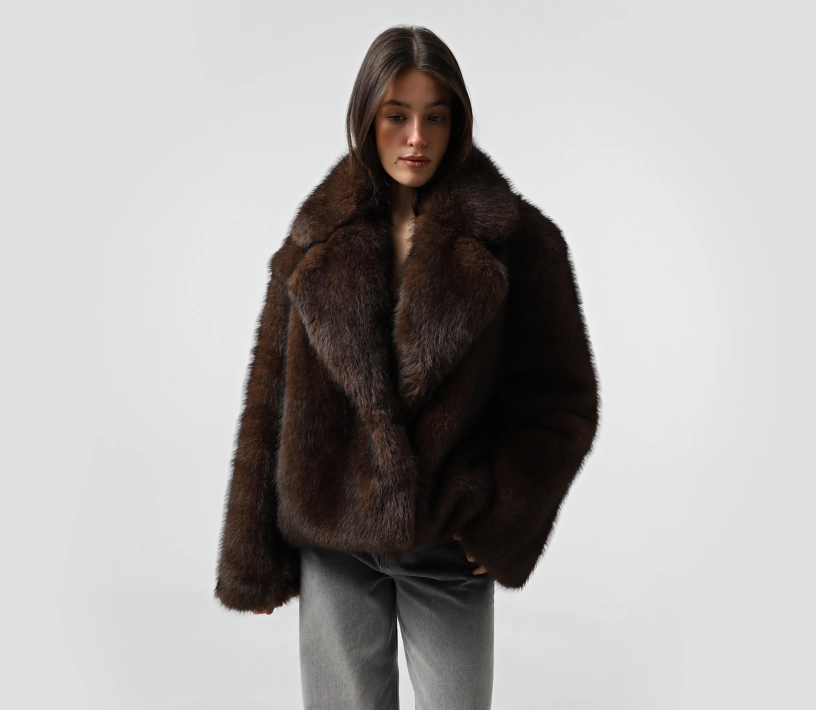 Шуба коротка коричневий замовити
