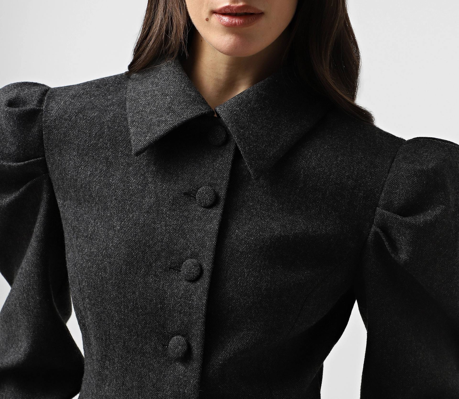 Жакет приталений на ґудзиках сірий знижки