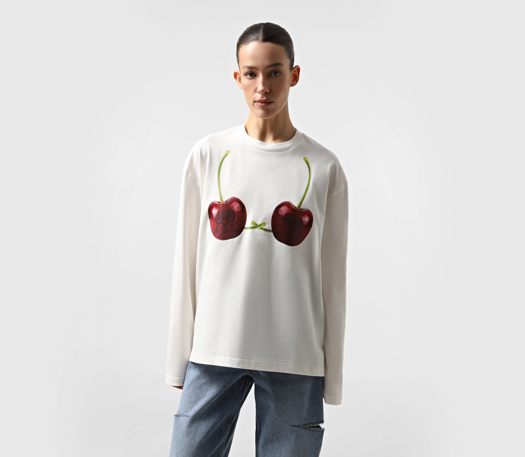Лонгслів з принтом «Cherries» молочний недорого