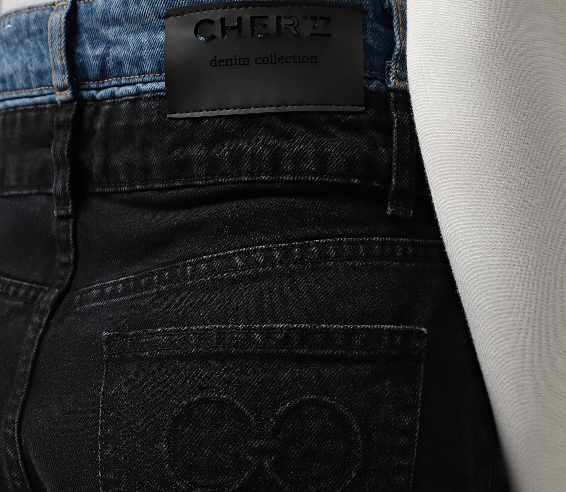 Джинси на високій посадці з подвійним поясом чорний - фото №5 Джинси на високій посадці з подвійним поясом чорний в інтернет-магазині