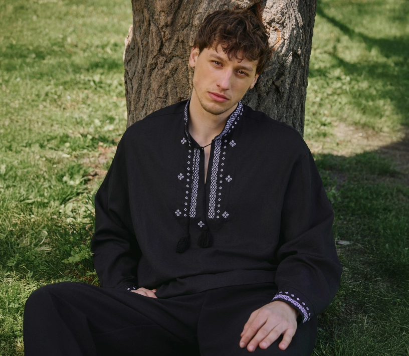 Вишита сорочка чоловіча чорний ціна
