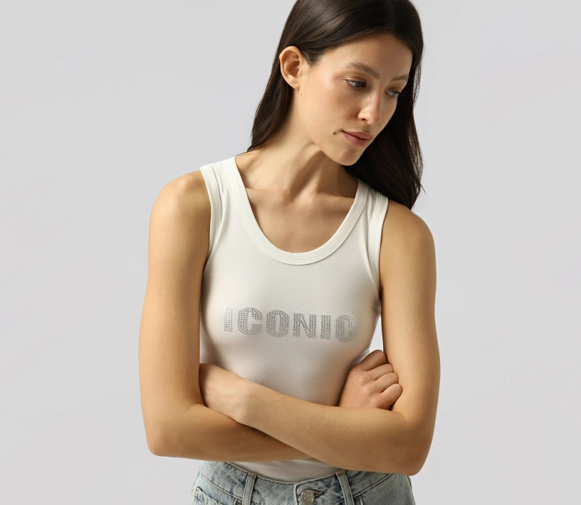 Топ зі стразами «Iconic» молочний недорого