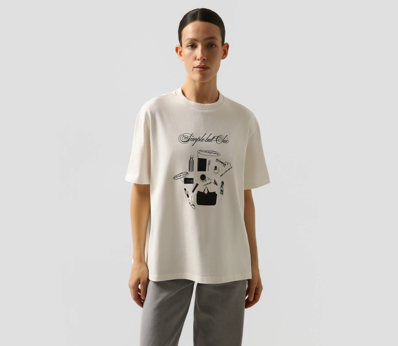Футболка «Simple and Chic» молочний cher17