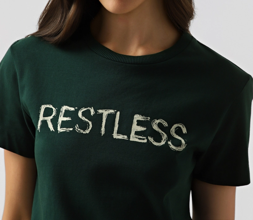 Футболка «Restless» темно-зелений в Україні
