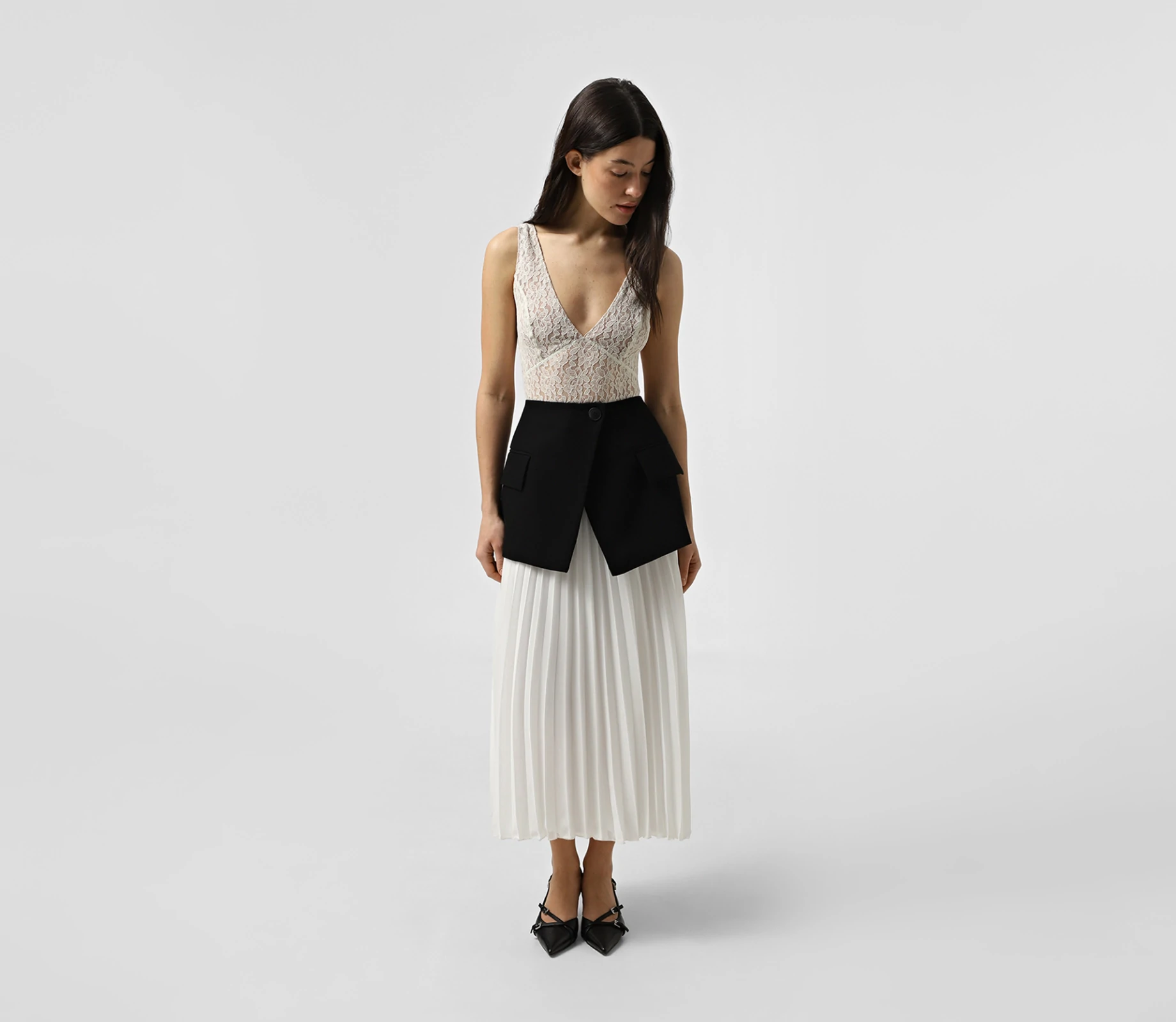 Баска з брючної тканини чорний ціна