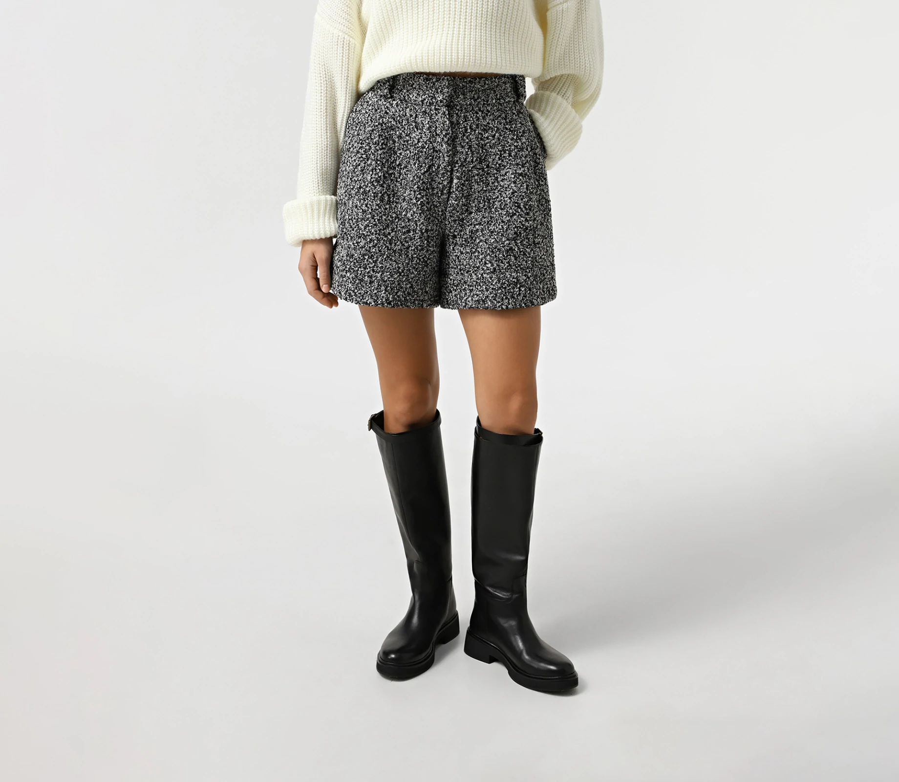 Шорти твідові сірий акції