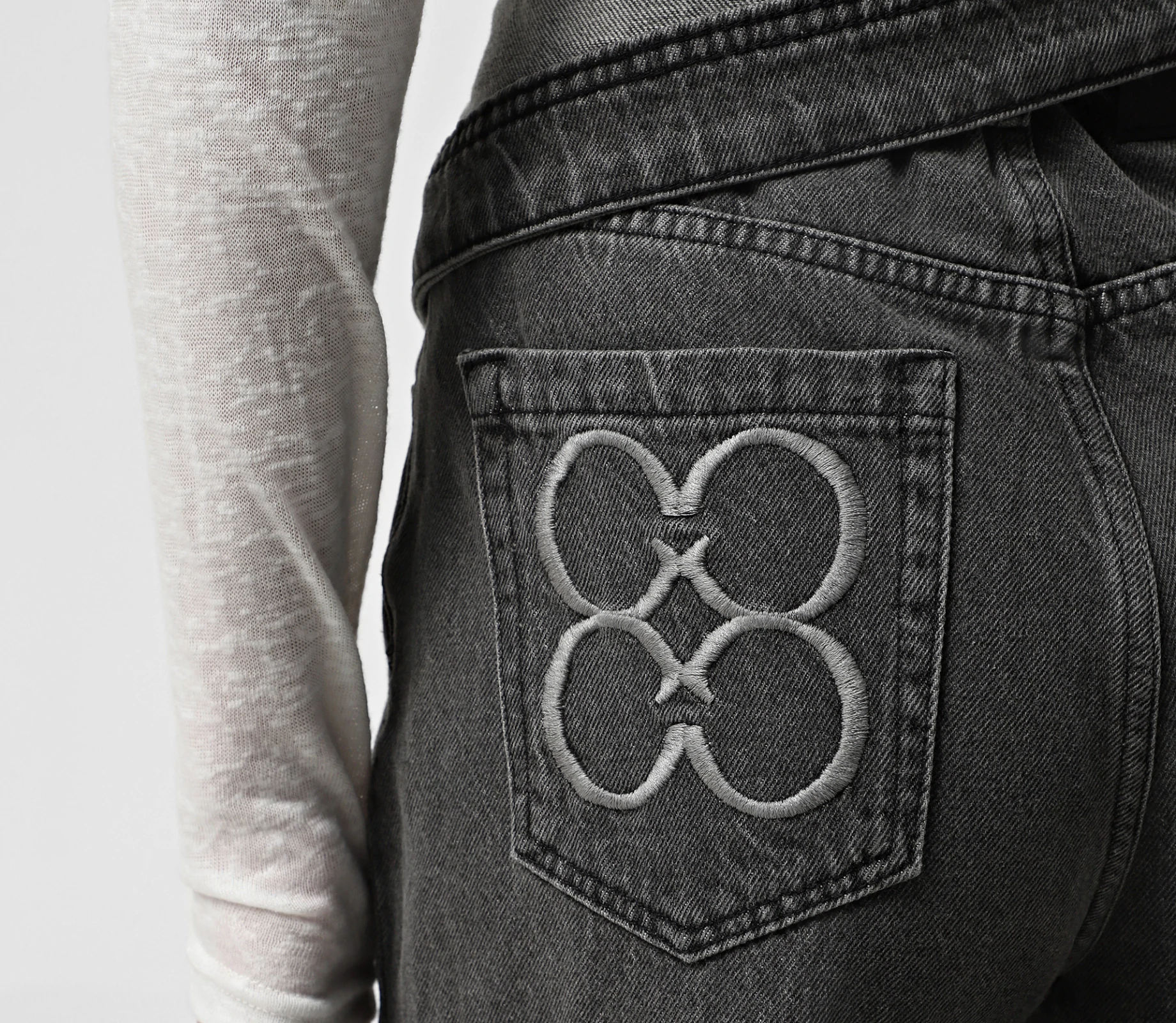 Джинси з відворотом сірий недорого