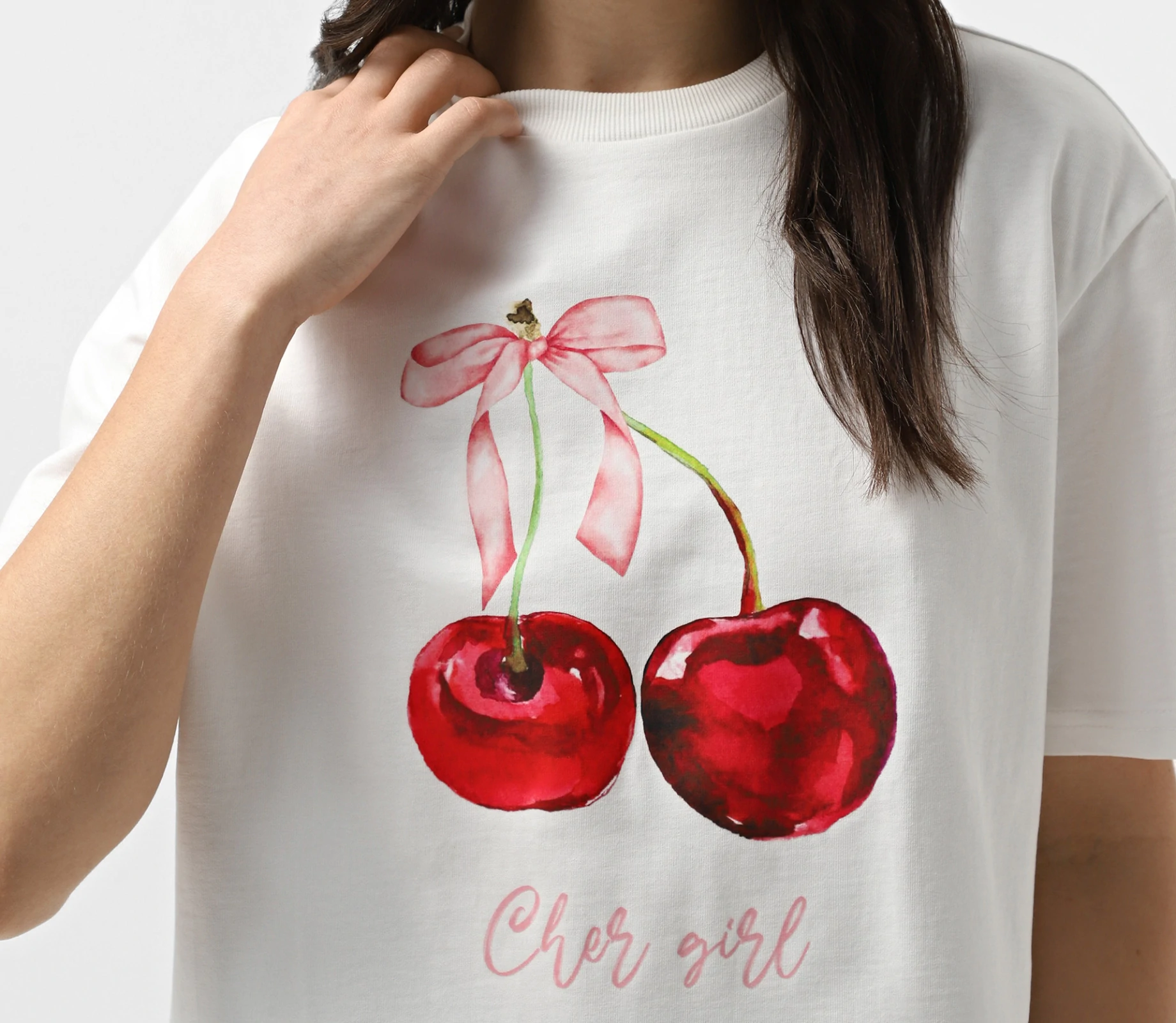 Футболка з принтом «CHER GIRL» молочний фото