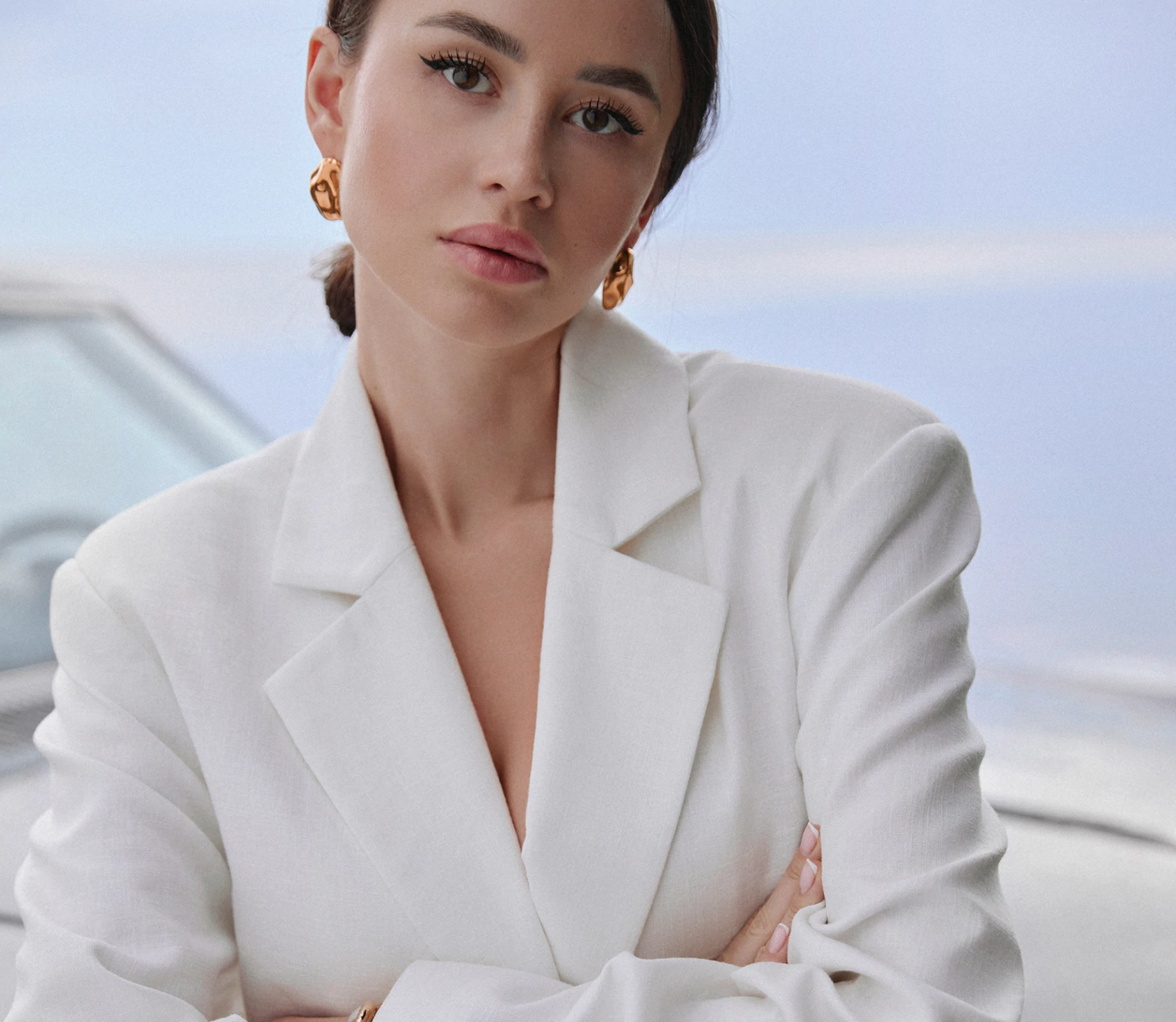 Жакет приталений з льону молочний в Україні