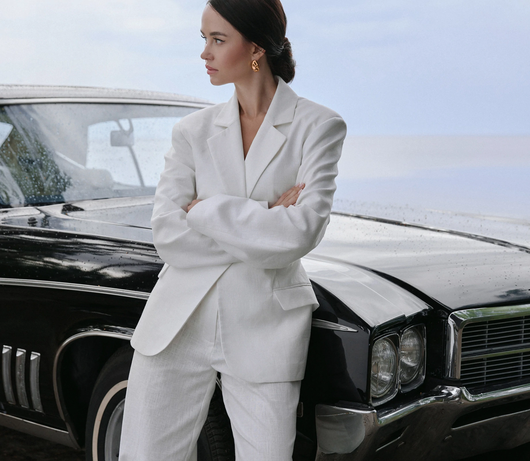 Жакет приталений з льону молочний акції