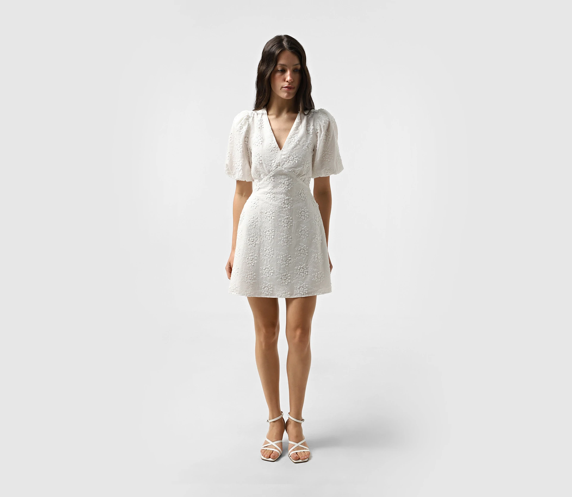 Сукня міні з відкритою спинкою прошва молочний - фото №2 Сукня міні з відкритою спинкою прошва молочний акції