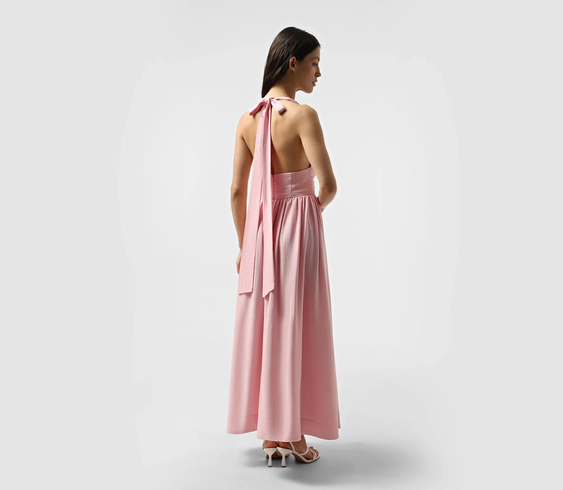 Сукня міді із завʼязкою на шиї рожевий - фото №5 Сукня міді із завʼязкою на шиї рожевий акції