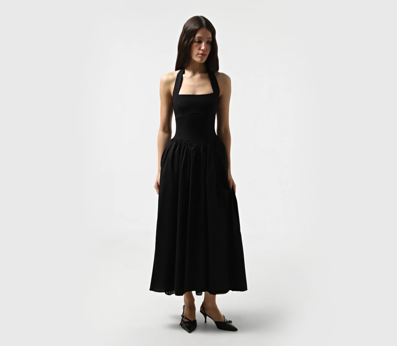 Сукня міді з оголеною спиною чорний акції