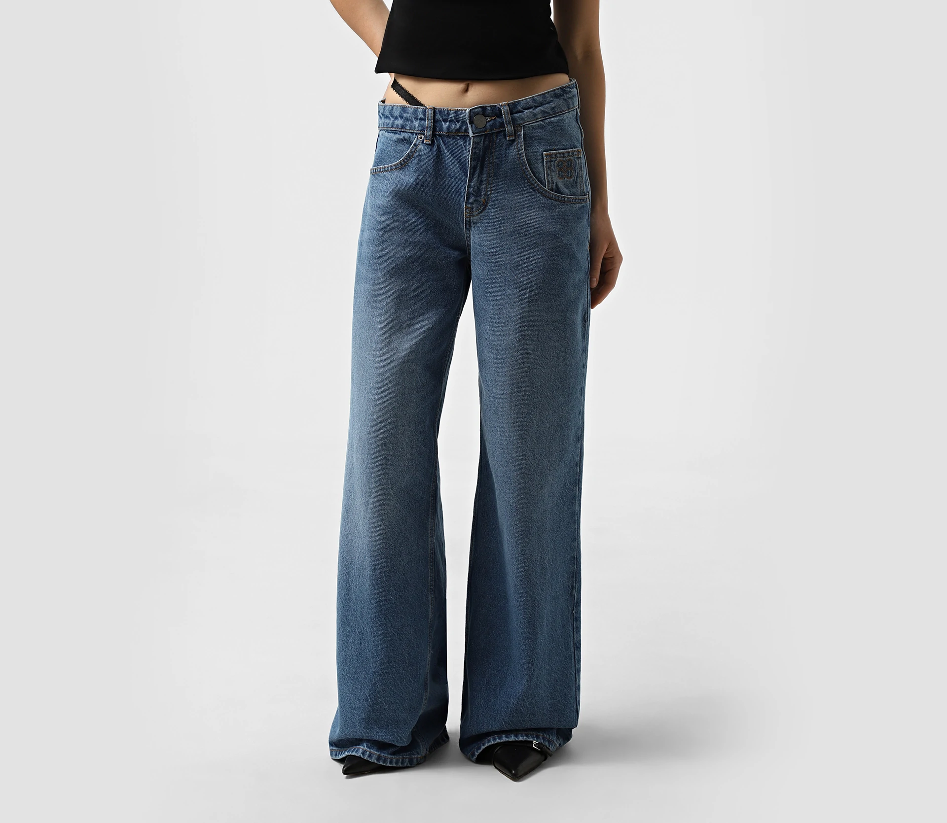 Джинси з асиметричним поясом світло-синій - фото №2 Джинси з асиметричним поясом світло-синій фото